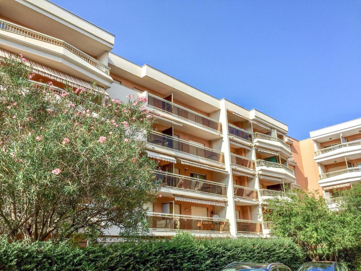 Apartment Les Platanes-4 By Interhome Sainte-Maxime Dış mekan fotoğraf